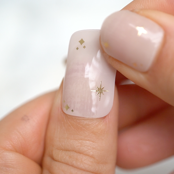 Load video: how to apply gel nail stickers